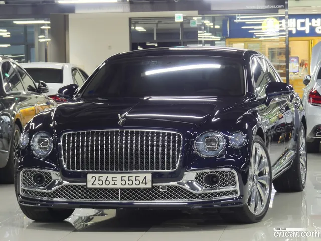 Bentley Flying Spur 4.0 — миниатюра 1