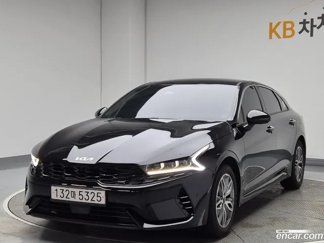 Kia K5 Hybrid — миниатюра 1