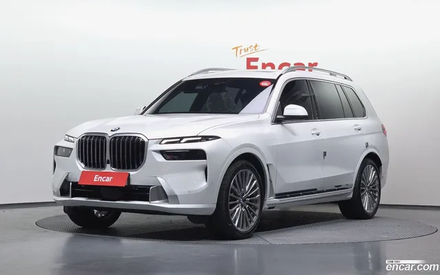 BMW X7 (G07) xDrive 40i 7 — миниатюра 1
