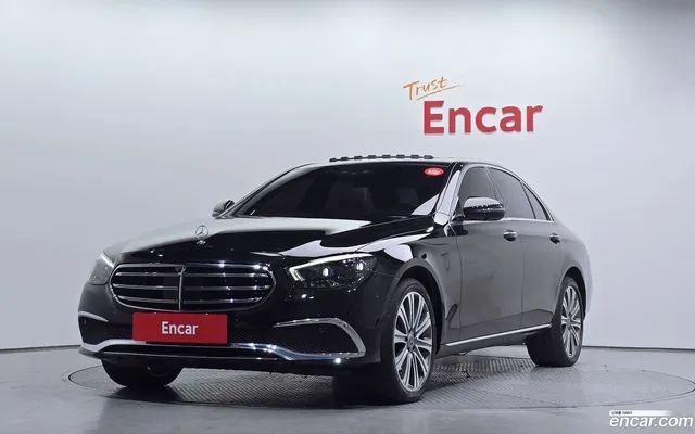 Mercedes-Benz E-Class (W213) E350 4MATIC — миниатюра 1