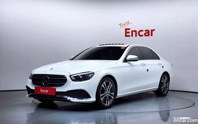 Mercedes-Benz E-Class (W213) E350 4MATIC — миниатюра 1