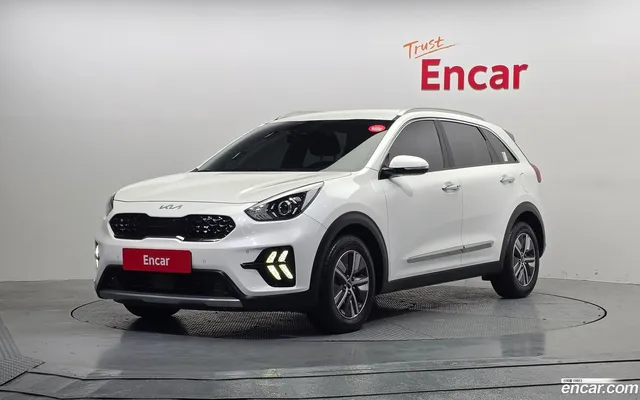 Kia Niro 1.6 HEV — миниатюра 1