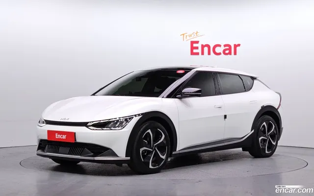 Kia EV6 — миниатюра 1