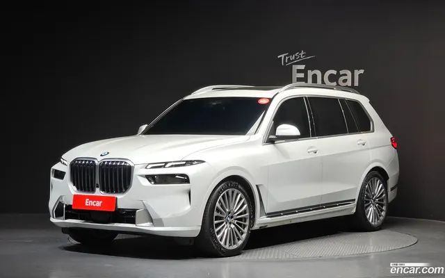 BMW X7 (G07) xDrive 40i 7 — миниатюра 1