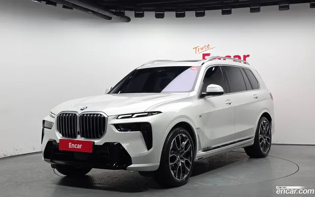BMW X7 (G07) xDrive 40i M 6 — миниатюра 1