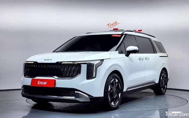 Kia Carnival 9 — миниатюра 1