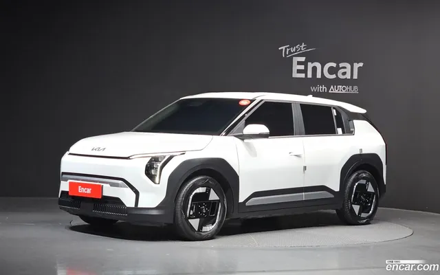 Kia EV3 2WD — миниатюра 1