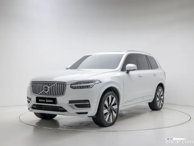 Volvo XC90 T8 — миниатюра 1
