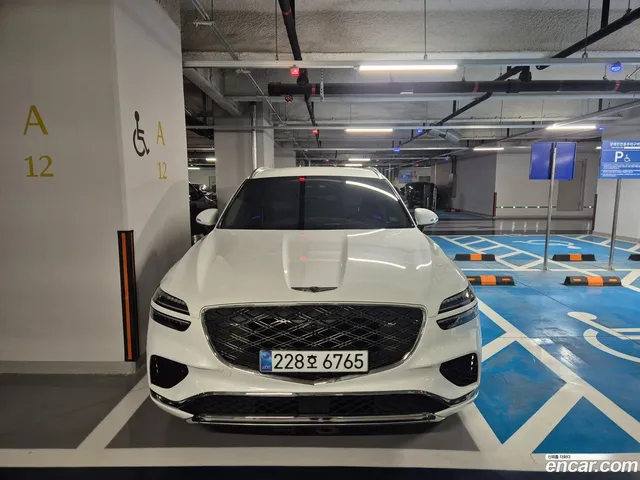 Genesis GV70 2.5T AWD — миниатюра 1