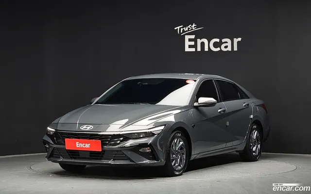 Hyundai Avante CN7 Hybrid — миниатюра 1