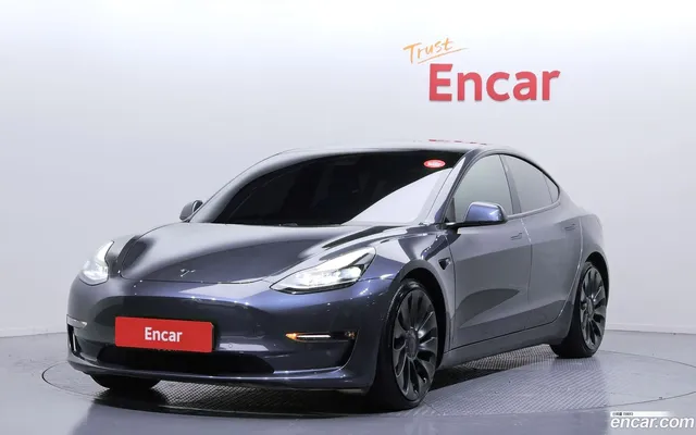 Tesla Model 3 AWD — миниатюра 1
