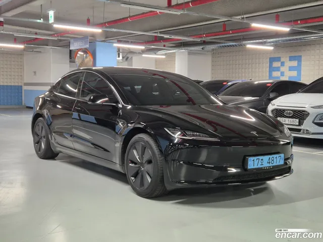 Tesla Model 3 AWD — миниатюра 1