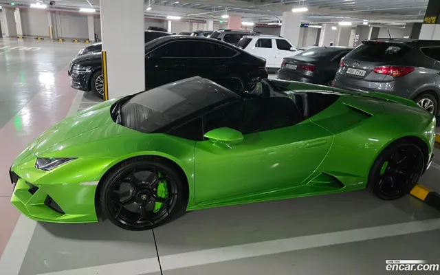Lamborghini Huracan LP640-4 — миниатюра 1