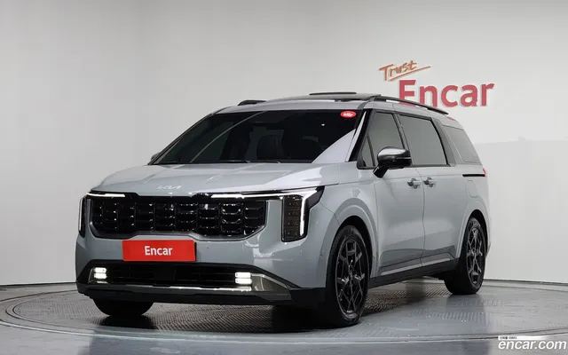 Kia Carnival 9 — миниатюра 1