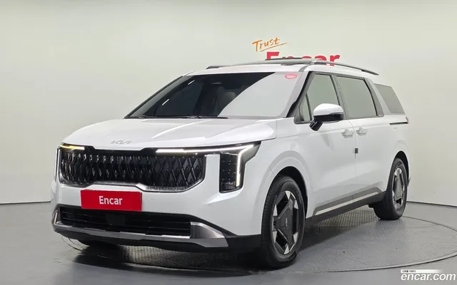 Kia Carnival HEV 9 — миниатюра 1