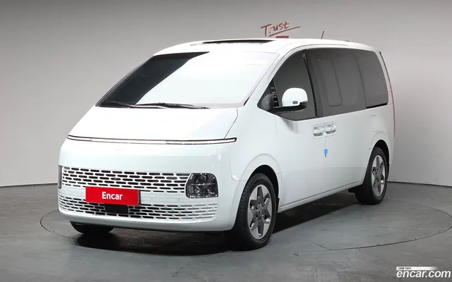 Hyundai Staria HEV 1.6 9 — миниатюра 1