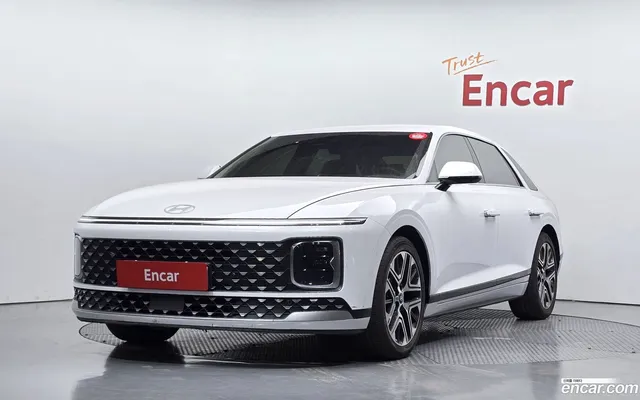 Hyundai Grandeur Hybrid (GN7) — миниатюра 1