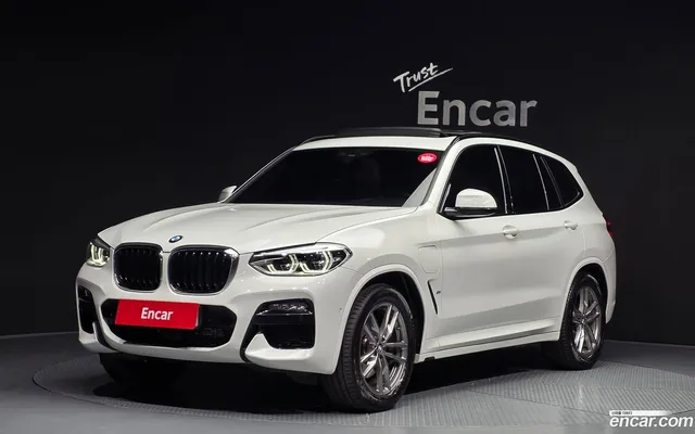 BMW X3 (G01) xDrive 30e M — миниатюра 1