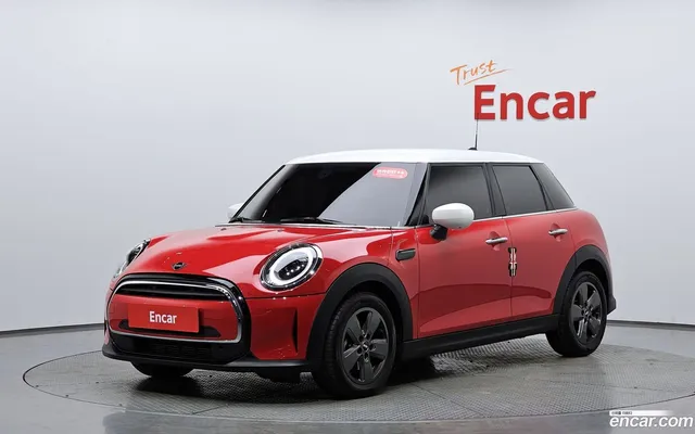 MINI Cooper 5 — миниатюра 1