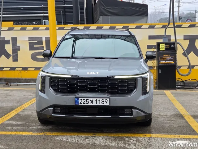 Kia Carnival HEV 9 — миниатюра 1