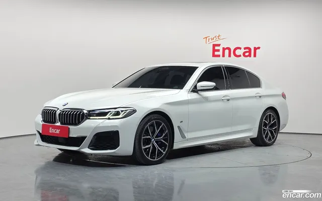 BMW 5 Series (G30) 530i xDrive M — миниатюра 1