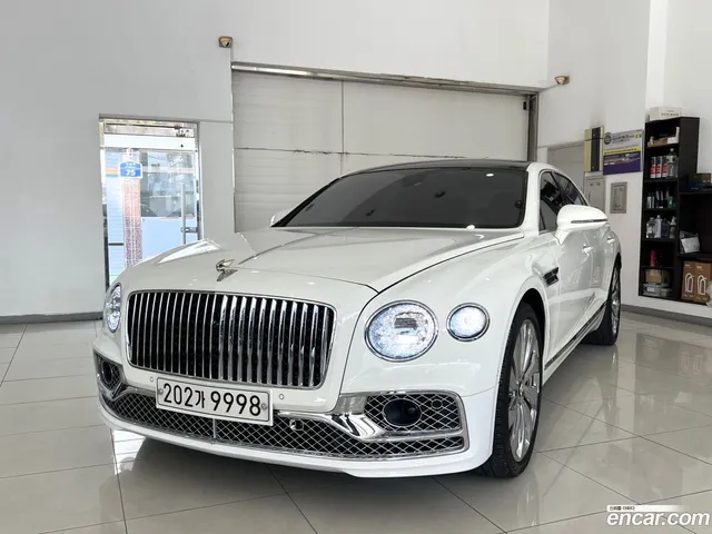Bentley Flying Spur 4.0 — миниатюра 1