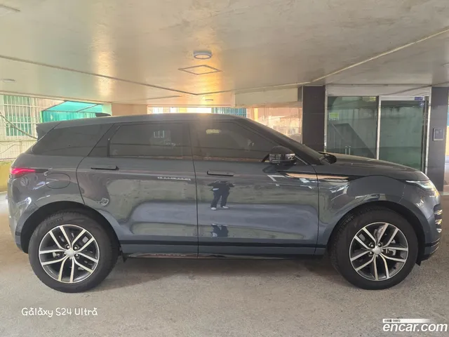 Land Rover Range Rover Evoque P250 SE — миниатюра 1