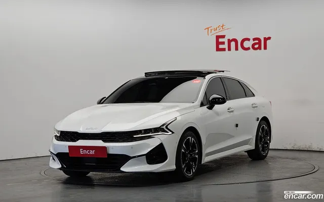 Kia K5 1.6 — миниатюра 1