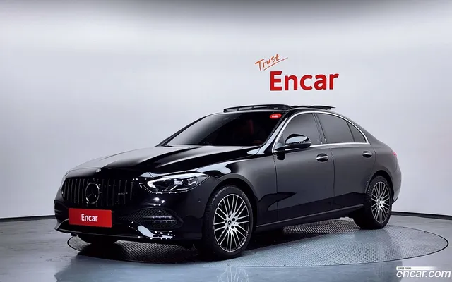 Mercedes-Benz C-Class (W206) C200 — миниатюра 1