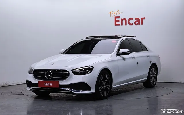 Mercedes-Benz E-Class (W213) E250 — миниатюра 1