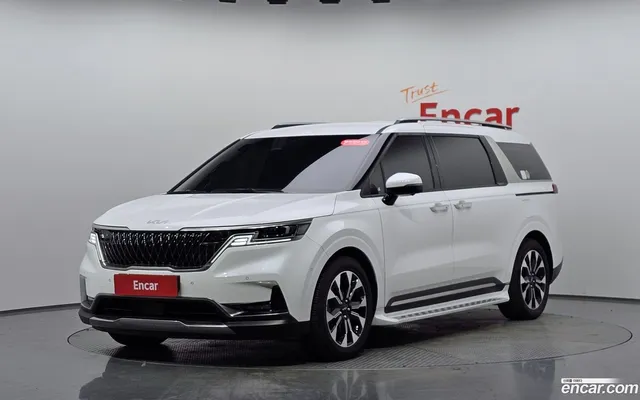 Kia Carnival 7 — миниатюра 1