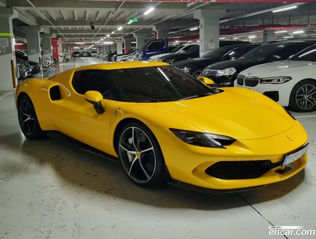 Ferrari 296 GTB 3.0 V6 — миниатюра 1