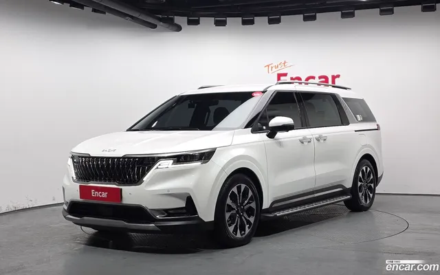 Kia Carnival 7 — миниатюра 1