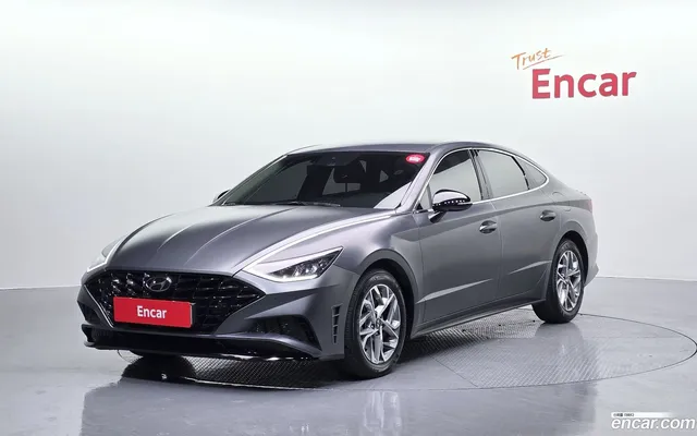 Hyundai Sonata (DN8) 2.0 — миниатюра 1