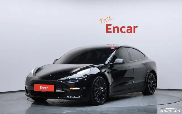 Tesla Model 3 AWD — миниатюра 1