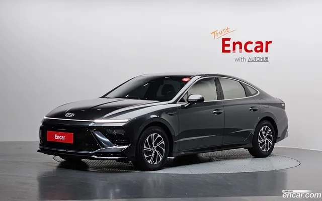 Hyundai (DN8) — миниатюра 1