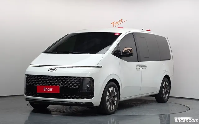 Hyundai Staria 9 — миниатюра 1