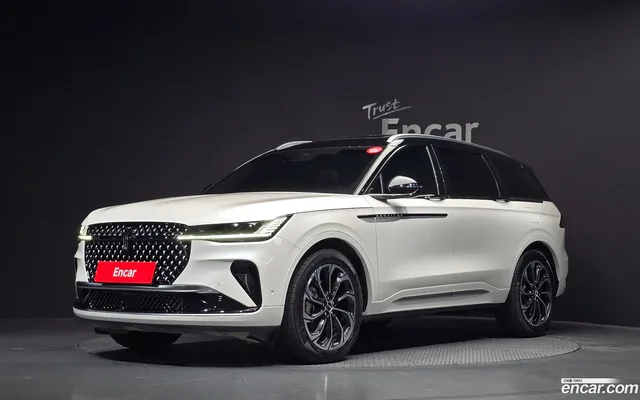 Lincoln Nautilus 2.0 AWD — миниатюра 1