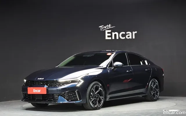 Kia K5 Hybrid — миниатюра 1