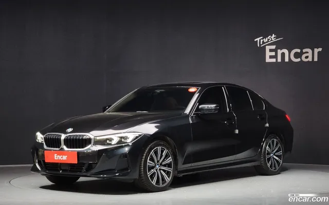 BMW 3 Series (G20) 320i — миниатюра 1