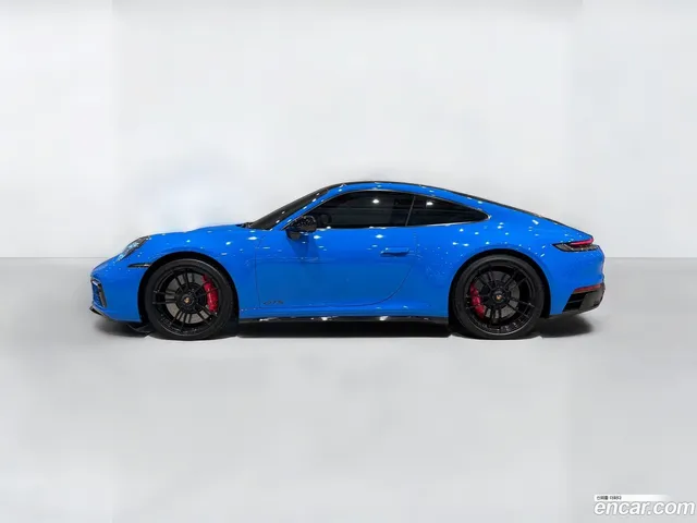 Porsche 911 (992) 4 GTS — миниатюра 1