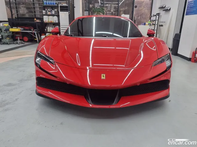 Ferrari SF90 Stradale 4.0 — миниатюра 1