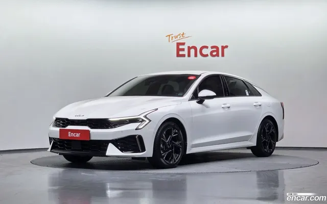 Kia K5 Hybrid — миниатюра 1