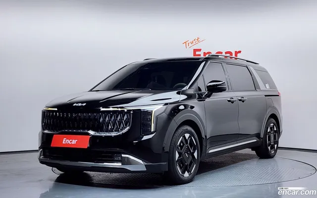 Kia Carnival 7 — миниатюра 1