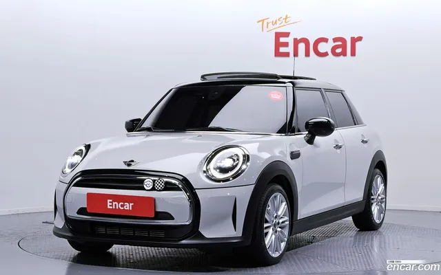 MINI Cooper 5 — миниатюра 1