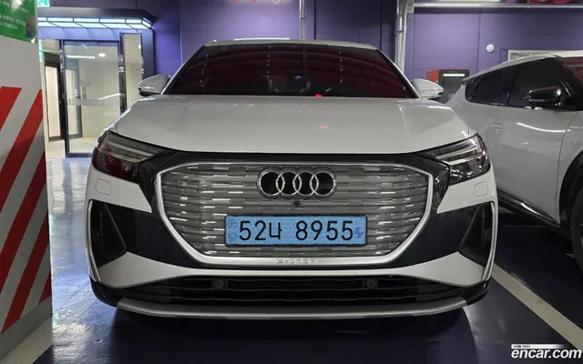 Audi Q4 e-tron (F4) 45 — миниатюра 1