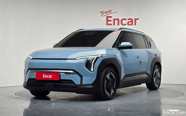 Kia EV3 2WD — миниатюра 1