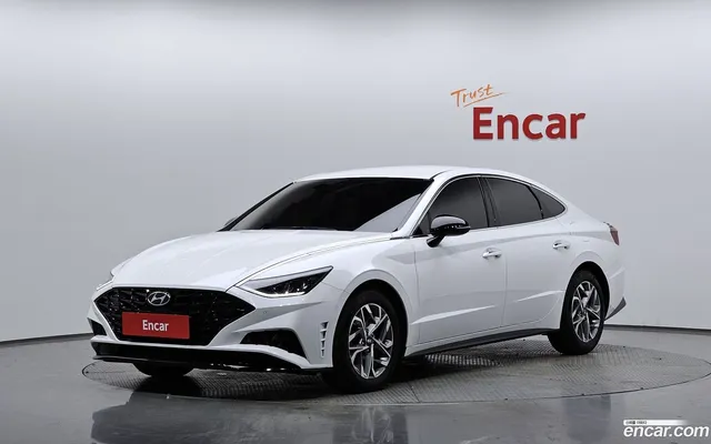 Hyundai Sonata (DN8) 2.0 — миниатюра 1