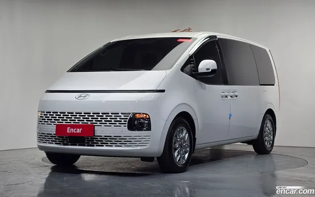 Hyundai Staria HEV 1.6 11 — миниатюра 1