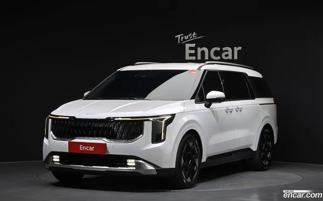 Kia Carnival 9 — миниатюра 1